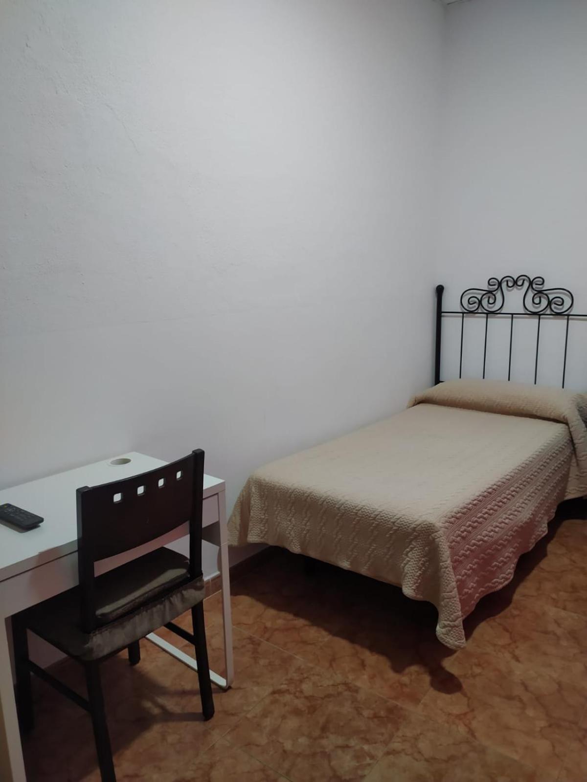 Rooms Los Montes Granada Eksteriør bilde