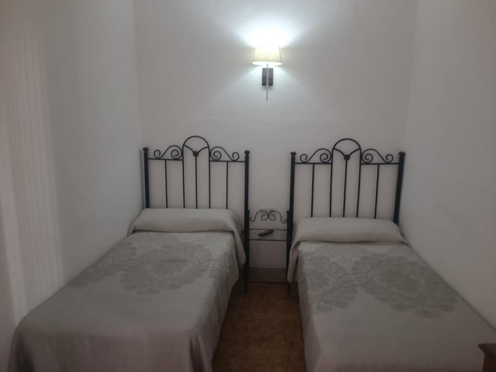 Rooms Los Montes Granada Eksteriør bilde